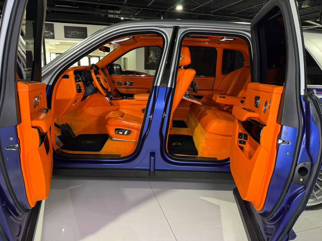 2019 Rolls-Royce Cullinan widebody kit, custom interior, Bespoke Audio system, rear infotainment system AND MUCH MORE!!! Fort Lauderdale FL