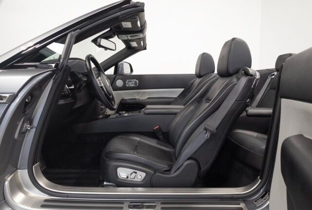 2019 Rolls-Royce Dawn ($394,150 MSRP!!) *ONLY 11,000 MILES* *FACTORY ORDERED BLACK EXTERIOR DETAILING* San Diego CA