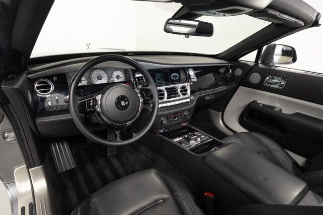2019 Rolls-Royce Dawn ($394,150 MSRP!!) *ONLY 11,000 MILES* *FACTORY ORDERED BLACK EXTERIOR DETAILING* San Diego CA