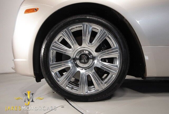 2019 Rolls-Royce Dawn ($420,950 MSRP!!) *ONLY 7,000 MILES* *BESPOKE INTERIOR* *FULL CANADEL PANELING* *FACTORY TWO-TONE* *1-OWNER* San Diego CA