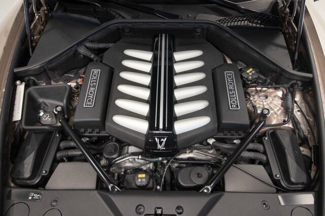 2019 Rolls-Royce Dawn ($420,950 MSRP!!) *ONLY 7,000 MILES* *BESPOKE INTERIOR* *FULL CANADEL PANELING* *FACTORY TWO-TONE* *1-OWNER* San Diego CA