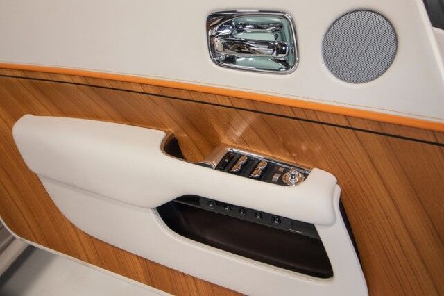 2019 Rolls-Royce Dawn ($420,950 MSRP!!) *ONLY 7,000 MILES* *BESPOKE INTERIOR* *FULL CANADEL PANELING* *FACTORY TWO-TONE* San Diego CA