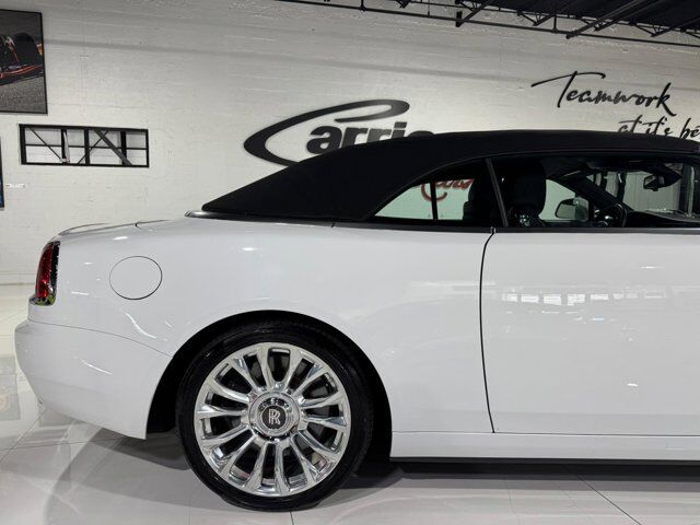 2019 Rolls-Royce Dawn two-tone paint, Bespoke Audio system, driver assist system, illuminated spirit of ecstasy AND MORE!! Fort Lauderdale FL