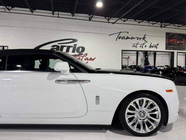 2019 Rolls-Royce Dawn two-tone paint, Bespoke Audio system, driver assist system, illuminated spirit of ecstasy AND MORE!! Fort Lauderdale FL