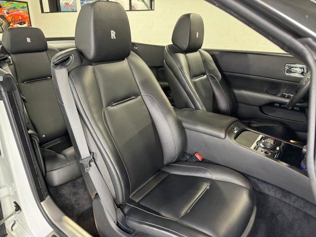 2019 Rolls-Royce Dawn two-tone paint, Bespoke Audio system, driver assist system, illuminated spirit of ecstasy AND MORE!! Fort Lauderdale FL