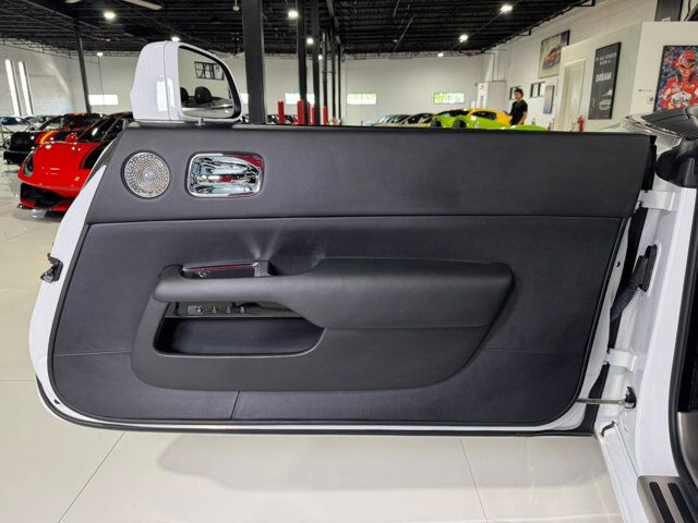 2019 Rolls-Royce Dawn two-tone paint, Bespoke Audio system, driver assist system, illuminated spirit of ecstasy AND MORE!! Fort Lauderdale FL
