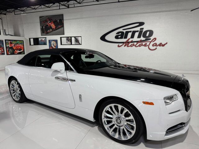 2019 Rolls-Royce Dawn two-tone paint, Bespoke Audio system, driver assist system, illuminated spirit of ecstasy AND MORE!! Fort Lauderdale FL