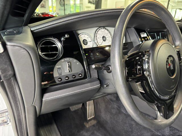 2019 Rolls-Royce Dawn two-tone paint, Bespoke Audio system, driver assist system, illuminated spirit of ecstasy AND MORE!! Fort Lauderdale FL
