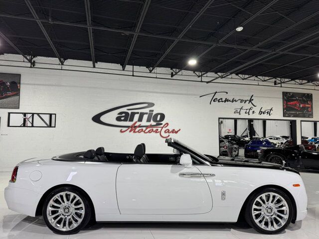 2019 Rolls-Royce Dawn two-tone paint, Bespoke Audio system, driver assist system, illuminated spirit of ecstasy AND MORE!! Fort Lauderdale FL