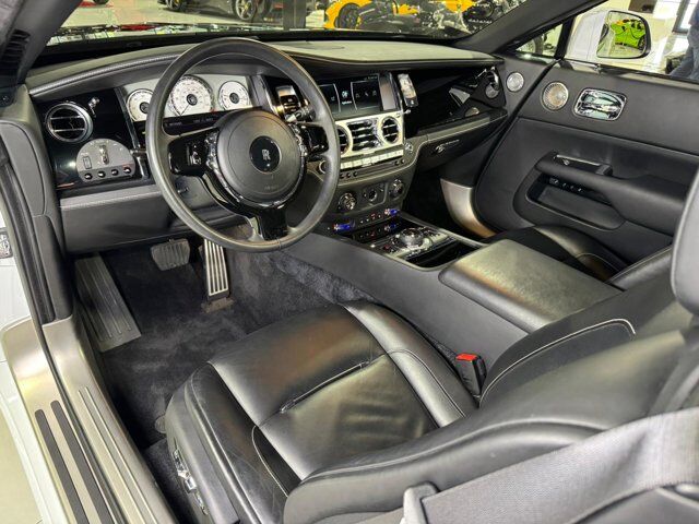 2019 Rolls-Royce Dawn two-tone paint, Bespoke Audio system, driver assist system, illuminated spirit of ecstasy AND MORE!! Fort Lauderdale FL