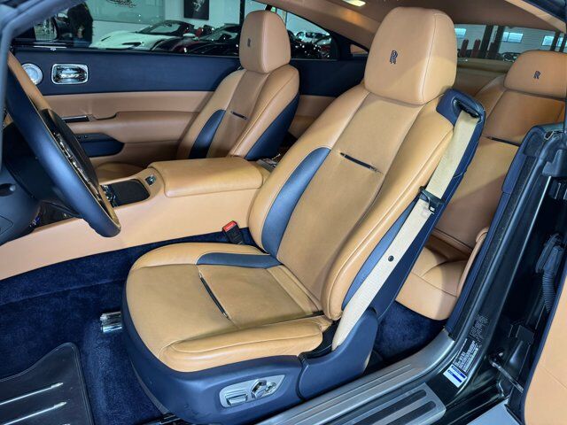 2019 Rolls-Royce Wraith Bespoke Audio system, starlight headliner, interior carbon fiber trim AND MUCH MORE!!! Fort Lauderdale FL