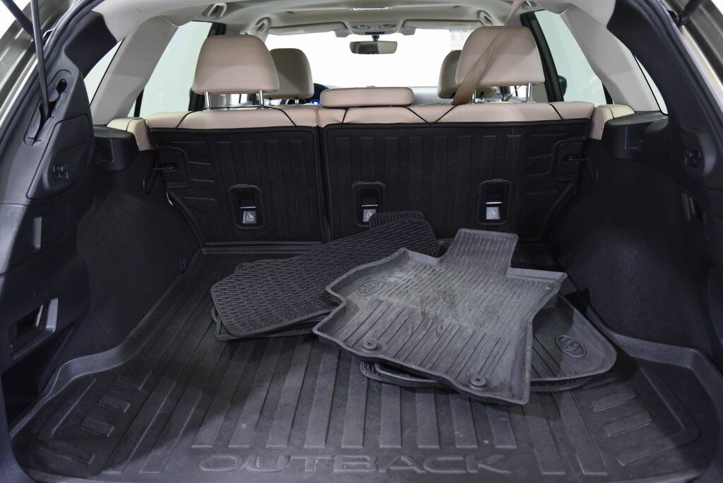 2019 Subaru Outback 2.5i Akron