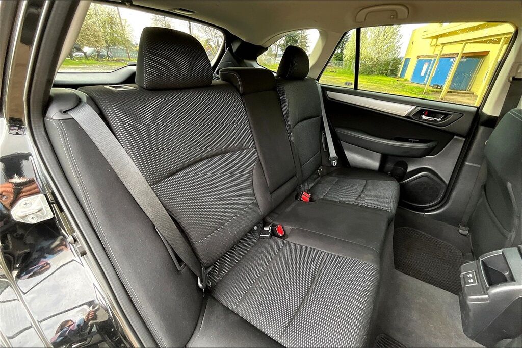 2019 Subaru Outback 2.5i Premium OR