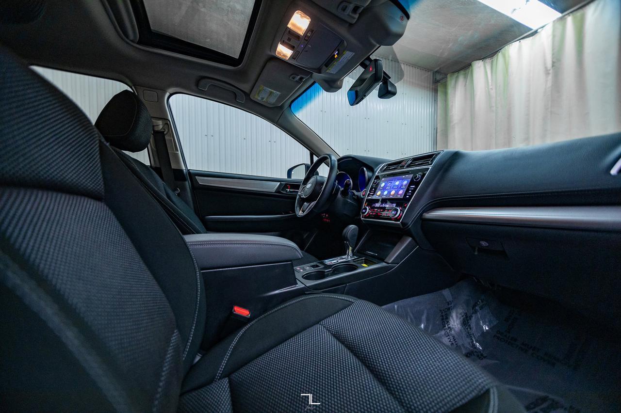 2019 Subaru Outback AWD Touring Roof BCam Red Deer AB