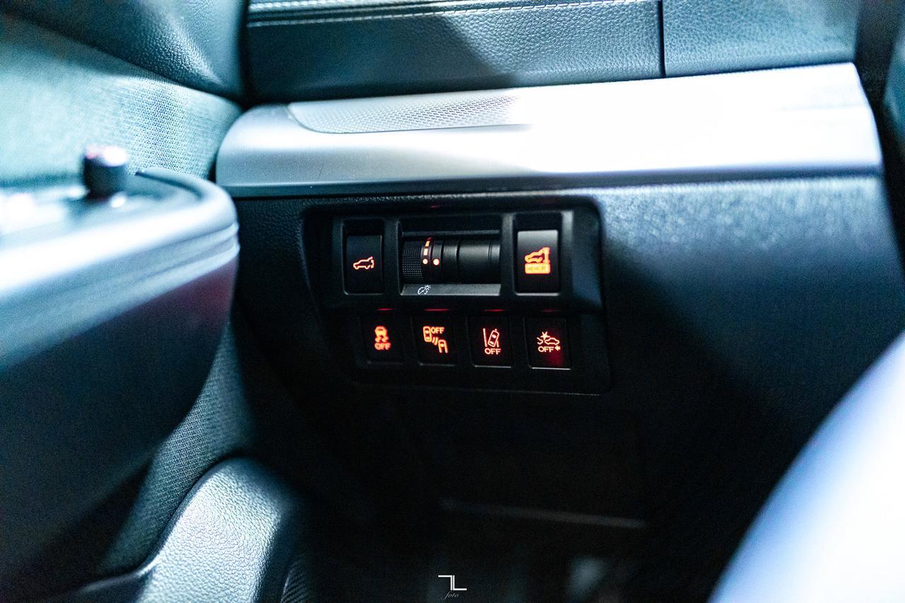 2019 Subaru Outback AWD Touring Roof BCam Red Deer AB