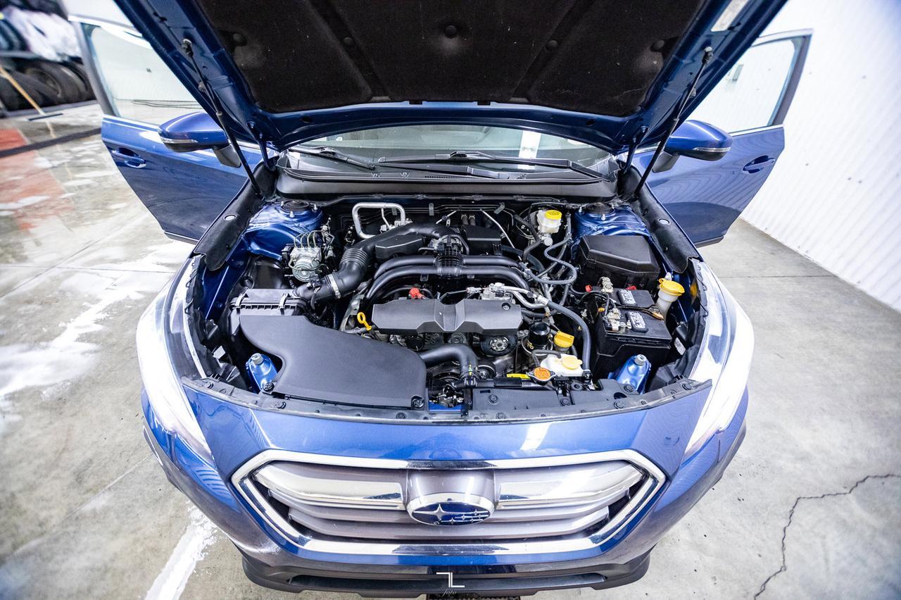 2019 Subaru Outback AWD Touring Roof BCam Red Deer AB