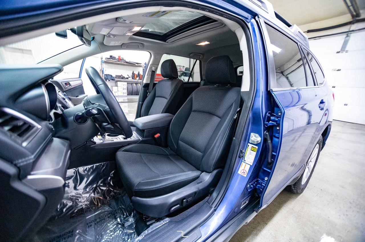 2019 Subaru Outback AWD Touring Roof BCam Red Deer AB