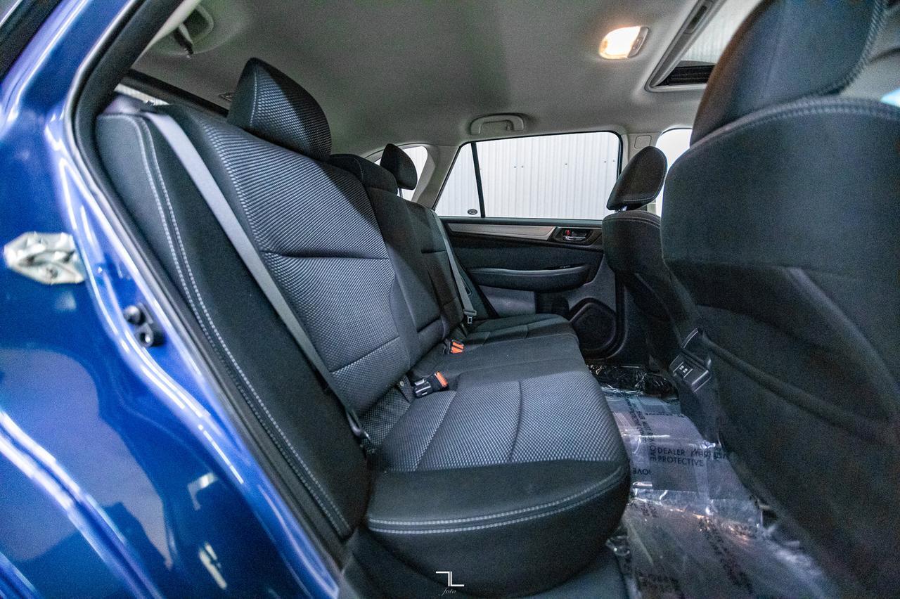 2019 Subaru Outback AWD Touring Roof BCam Red Deer AB