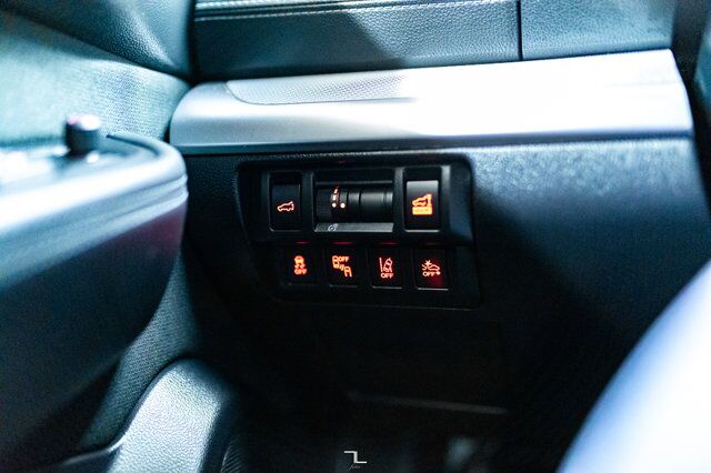 2019 Subaru Outback AWD Touring Roof BCam Red Deer AB