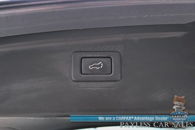 2019 Subaru Outback Limited / AWD / Power & Heated Leather Seats / Sunroof / Navigation / Harman Kardon Speakers / Forward Collision & Blind Spot Alert / Apple CarPlay & Android Auto / Backup Camera / Keyless Entry & Start / 1-Owner Anchorage AK