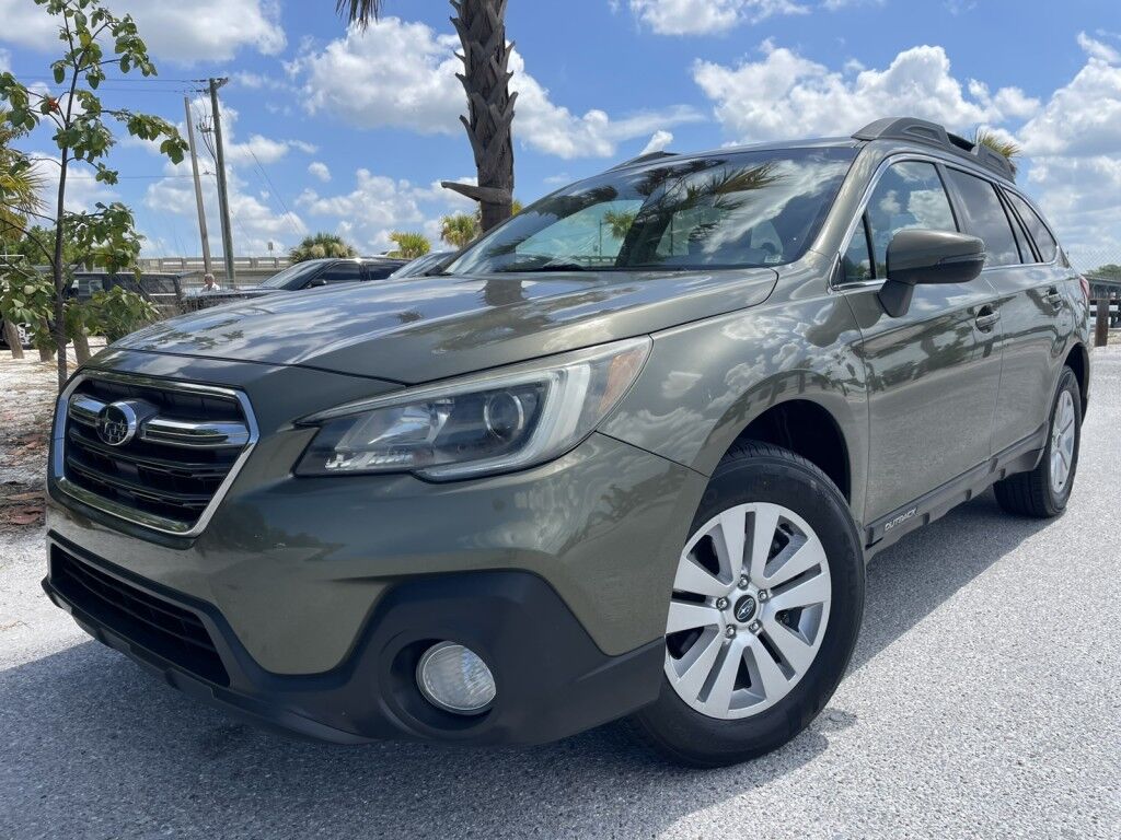 2019 Subaru Outback Premium~CLEAN CARFAX~ONLINE FINANCE~BLUETOOTH~REARVIEW CAMERA Sarasota FL