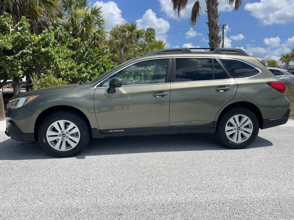 2019 Subaru Outback Premium~CLEAN CARFAX~ONLINE FINANCE~BLUETOOTH~REARVIEW CAMERA Sarasota FL