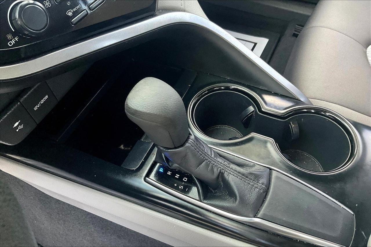 2019 TOYOTA CAMRY L Houston TX