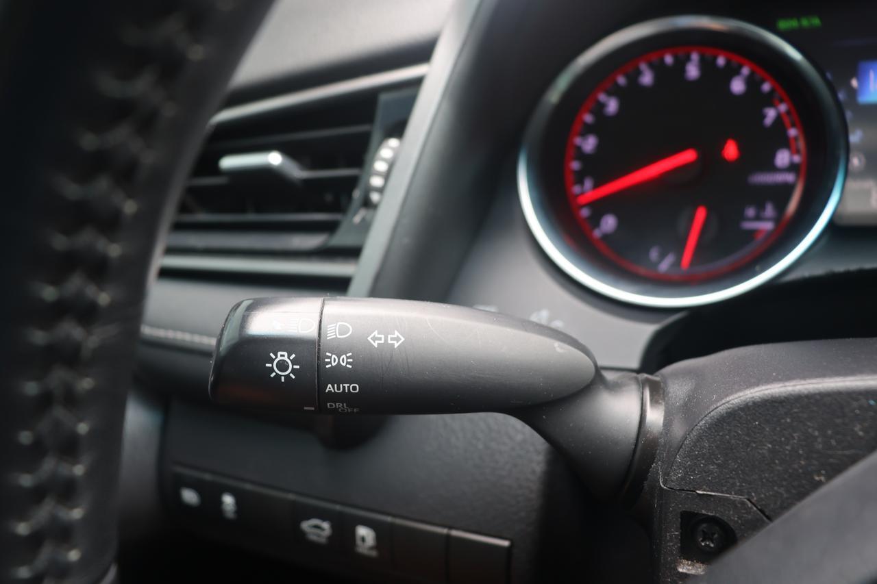 2019 TOYOTA CAMRY XSE Houston TX