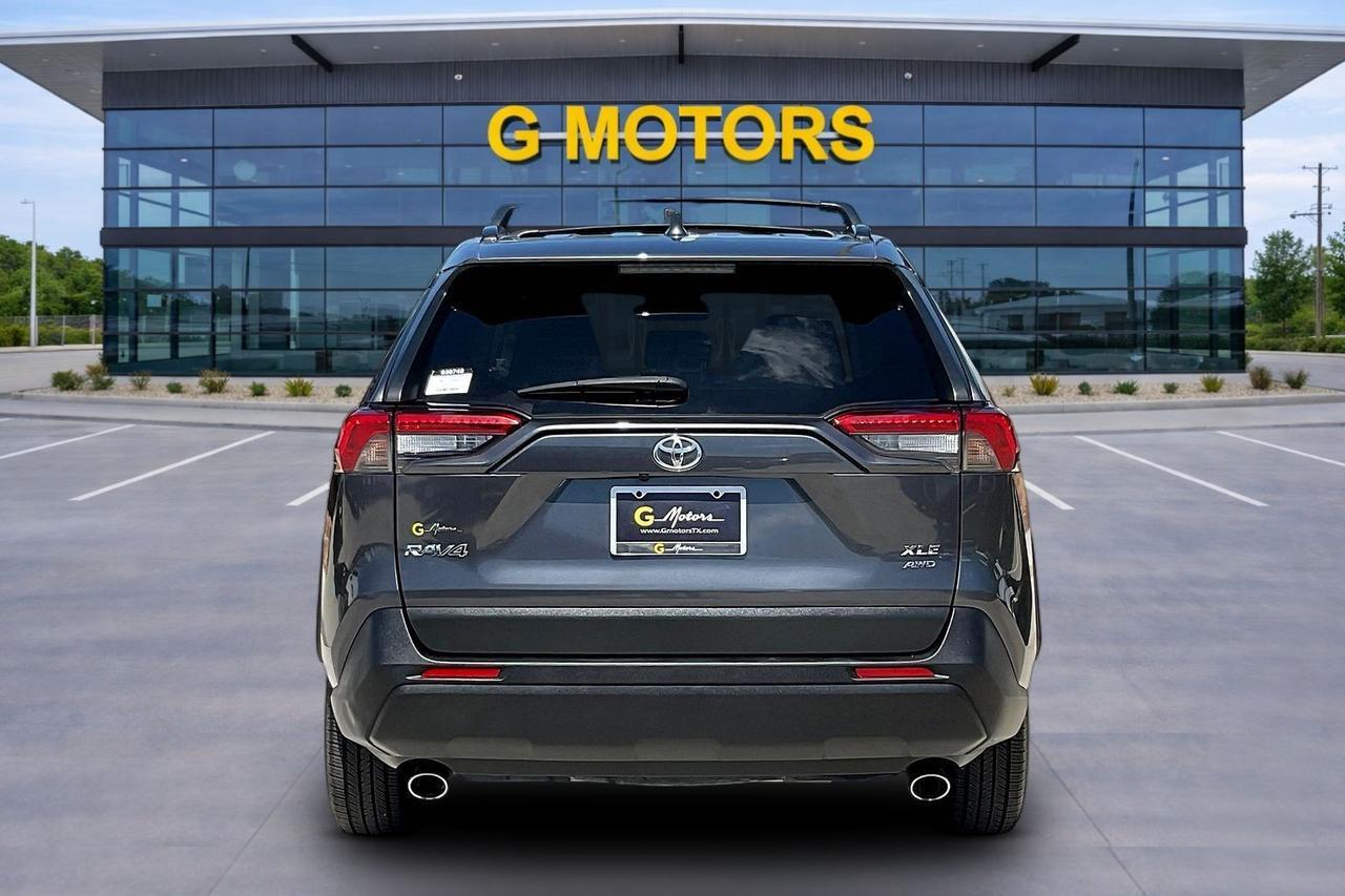 2019 TOYOTA RAV4 XLE Houston TX