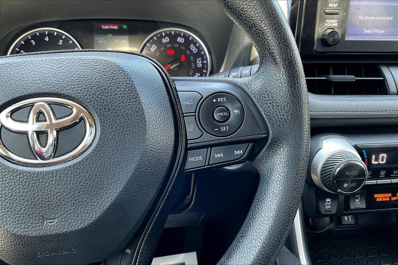 2019 TOYOTA RAV4 XLE Houston TX