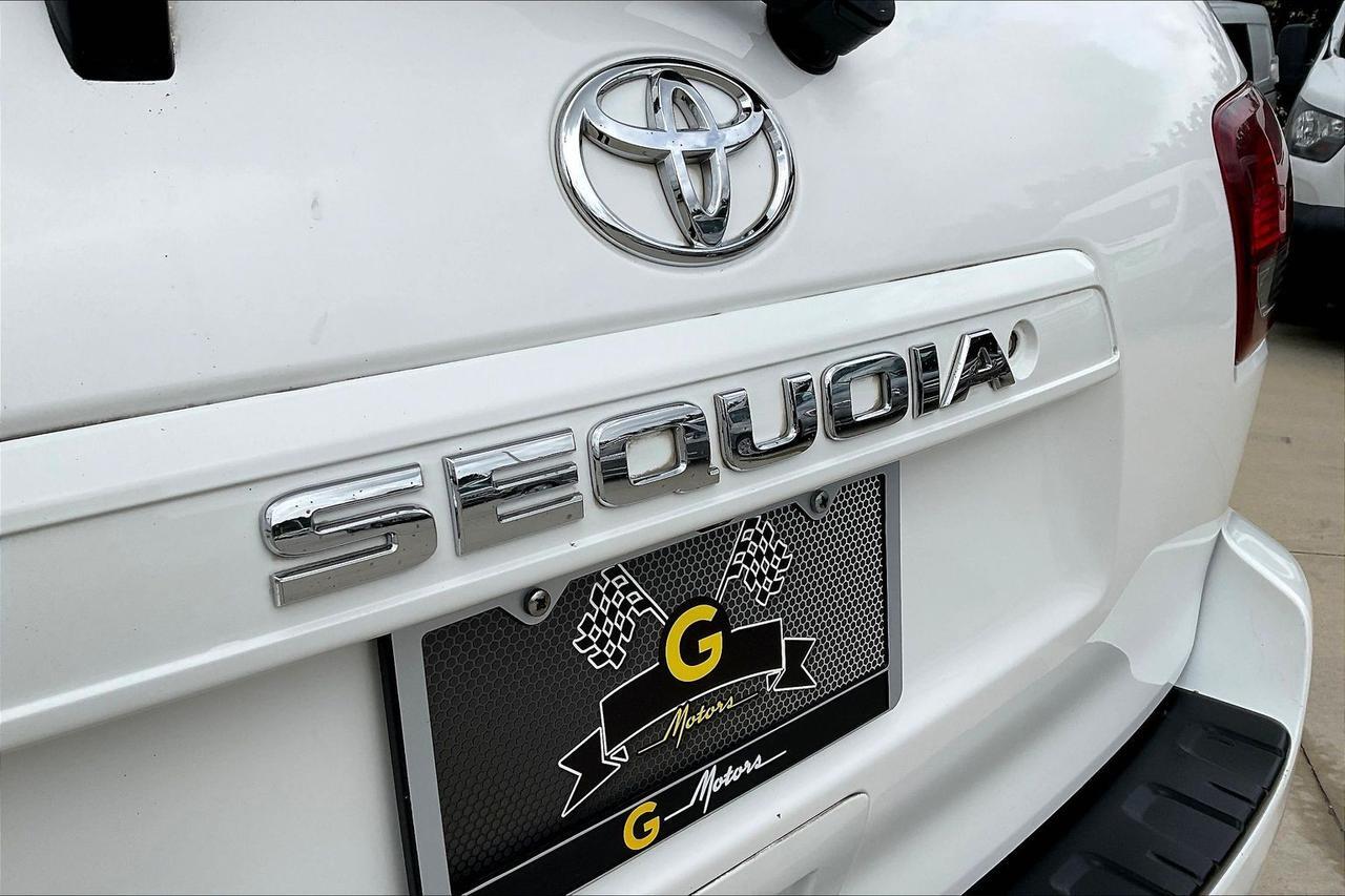2019 TOYOTA SEQUOIA SR5 Houston TX