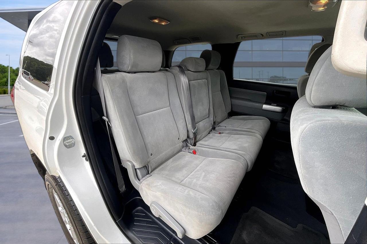 2019 TOYOTA SEQUOIA SR5 Houston TX
