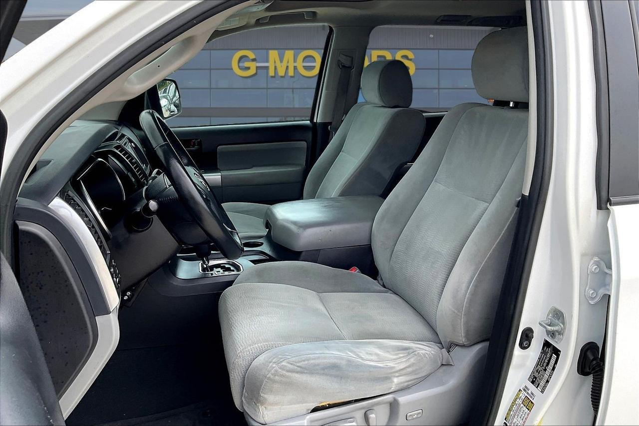 2019 TOYOTA SEQUOIA SR5 Houston TX