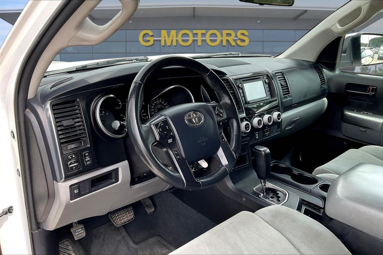 2019 TOYOTA SEQUOIA SR5 Houston TX