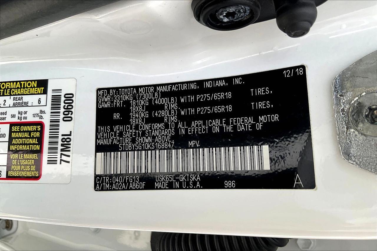 2019 TOYOTA SEQUOIA SR5 Houston TX