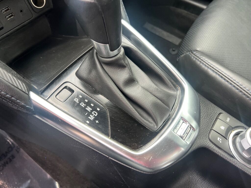 2019 TOYOTA YARIS L Des Moines WA