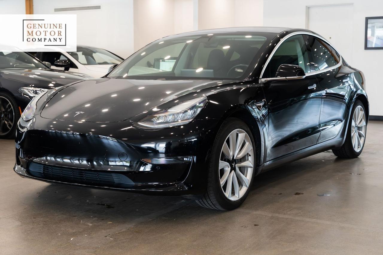 2019 Tesla Model 3 Standard Range Plus's photo