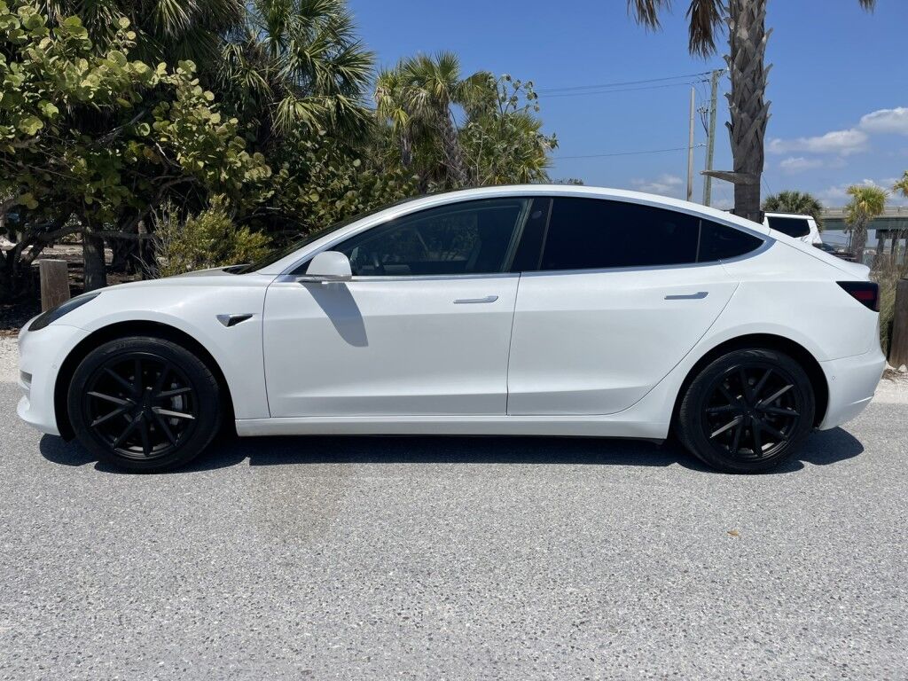 2019 Tesla Model 3 MID RANGE~LOW MILES~ONLINE FINANCE AND SHIPPING AVAILABLE!!!