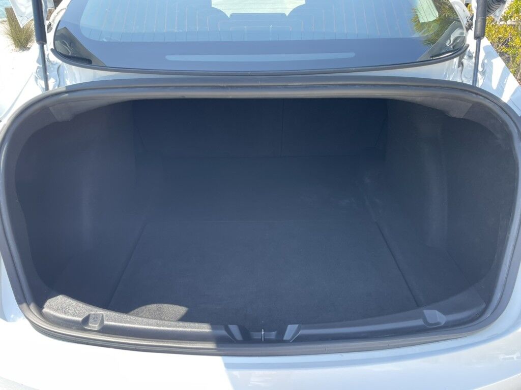 2019 Tesla Model 3 MID RANGE~LOW MILES~ONLINE FINANCE AND SHIPPING AVAILABLE!!! Sarasota FL
