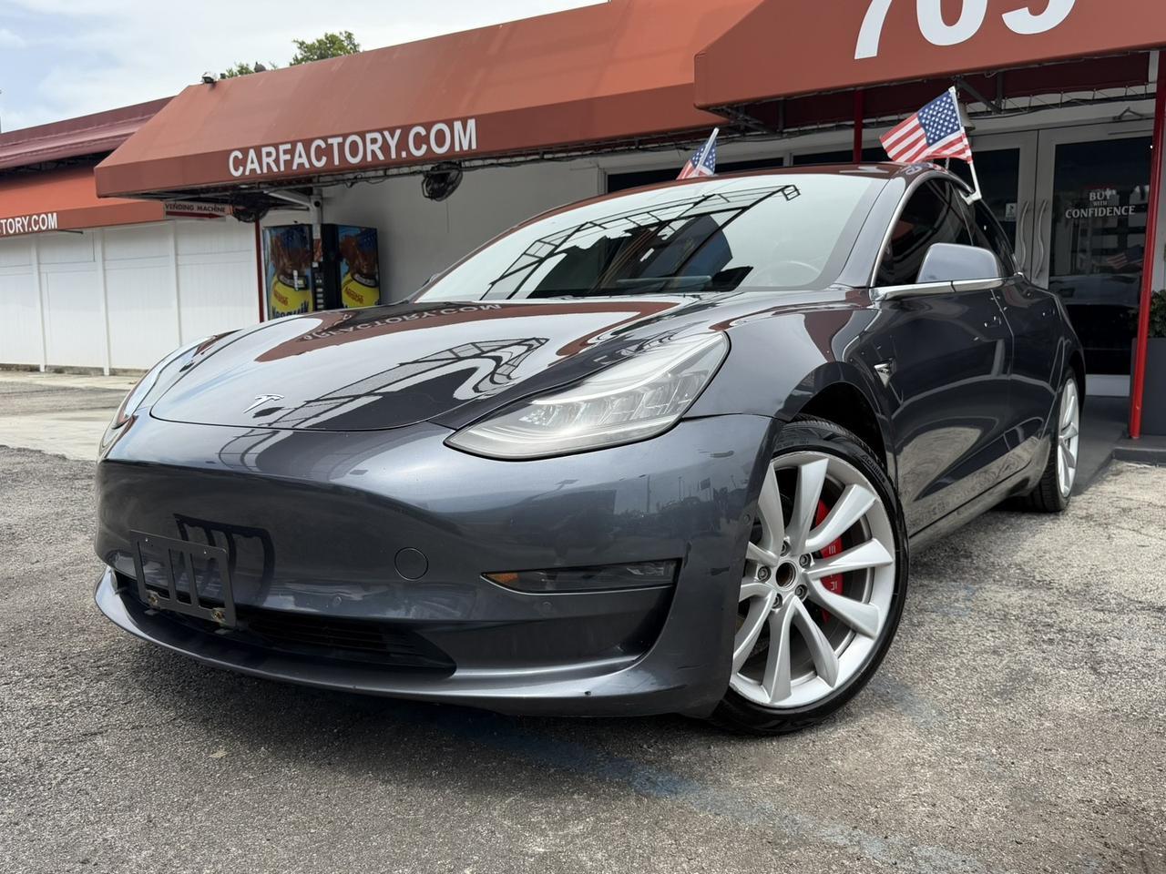 2019 Tesla Model 3 Mid Range