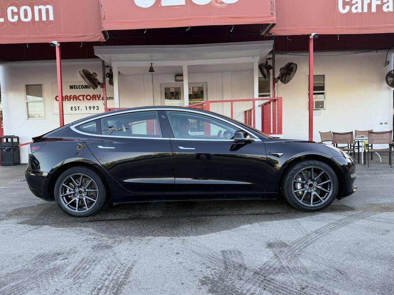 2019 Tesla Model 3 Mid Range photo 8