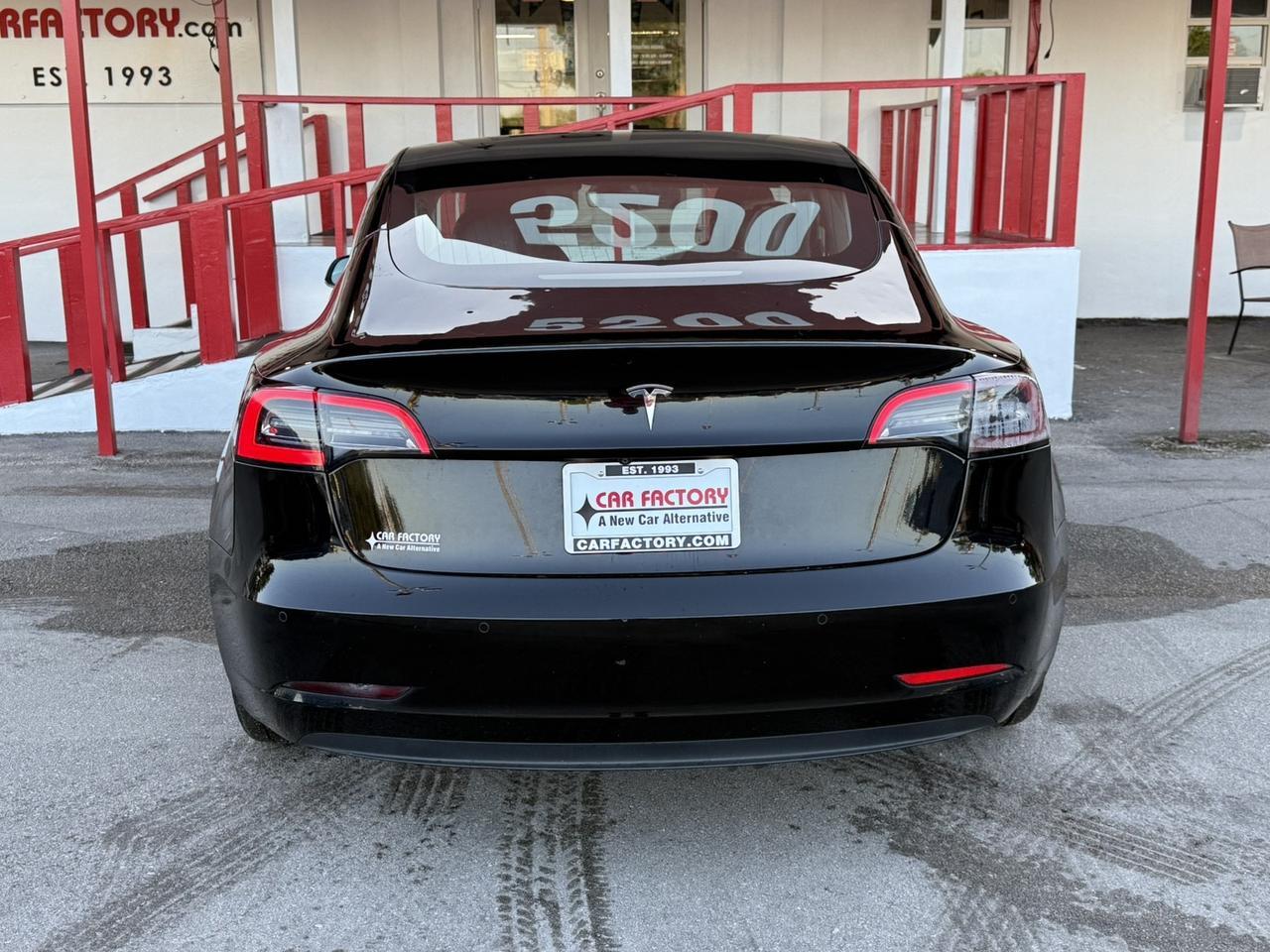 2019 Tesla Model 3 Mid Range photo 11