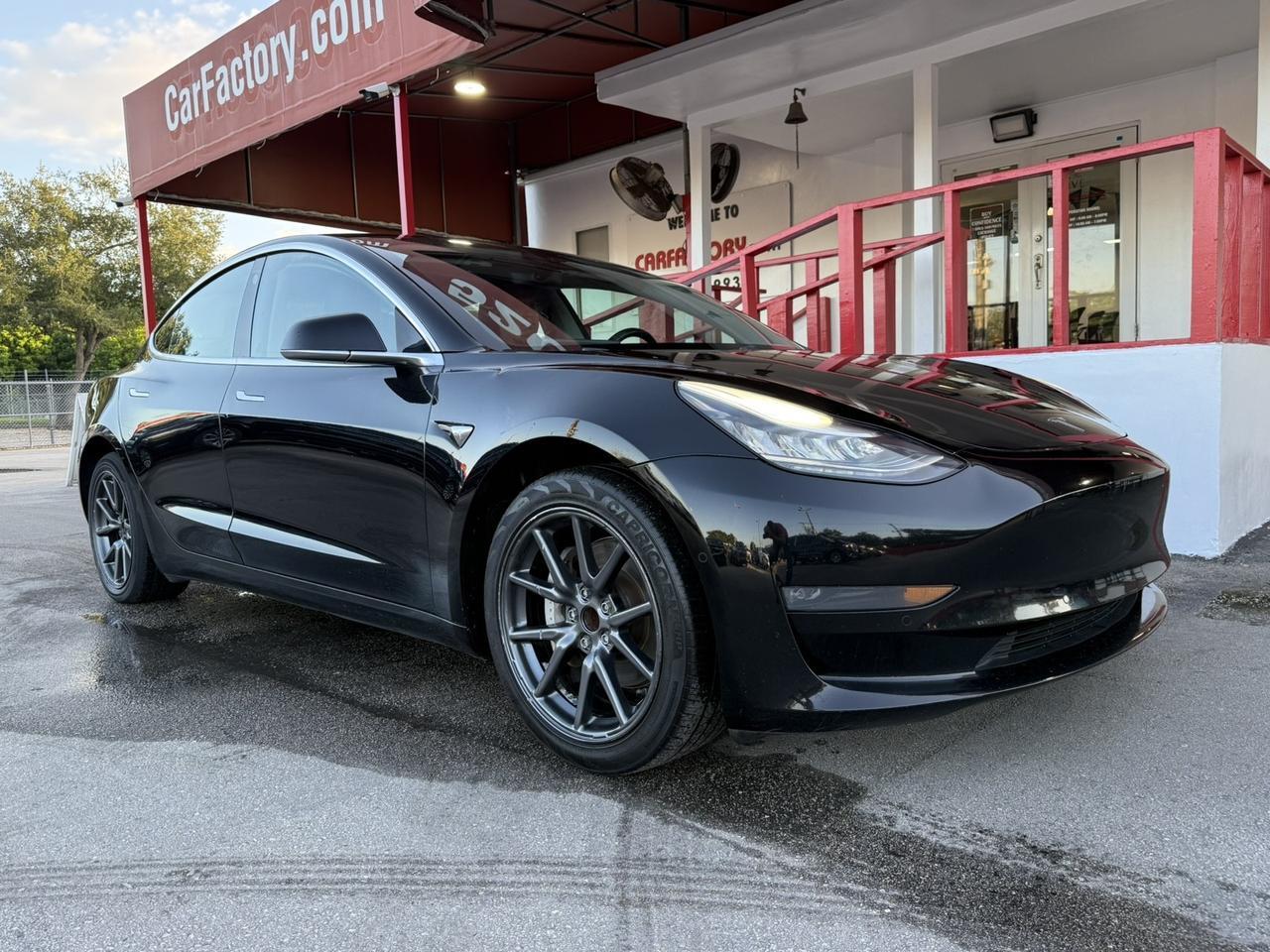 2019 Tesla Model 3 Mid Range photo 9
