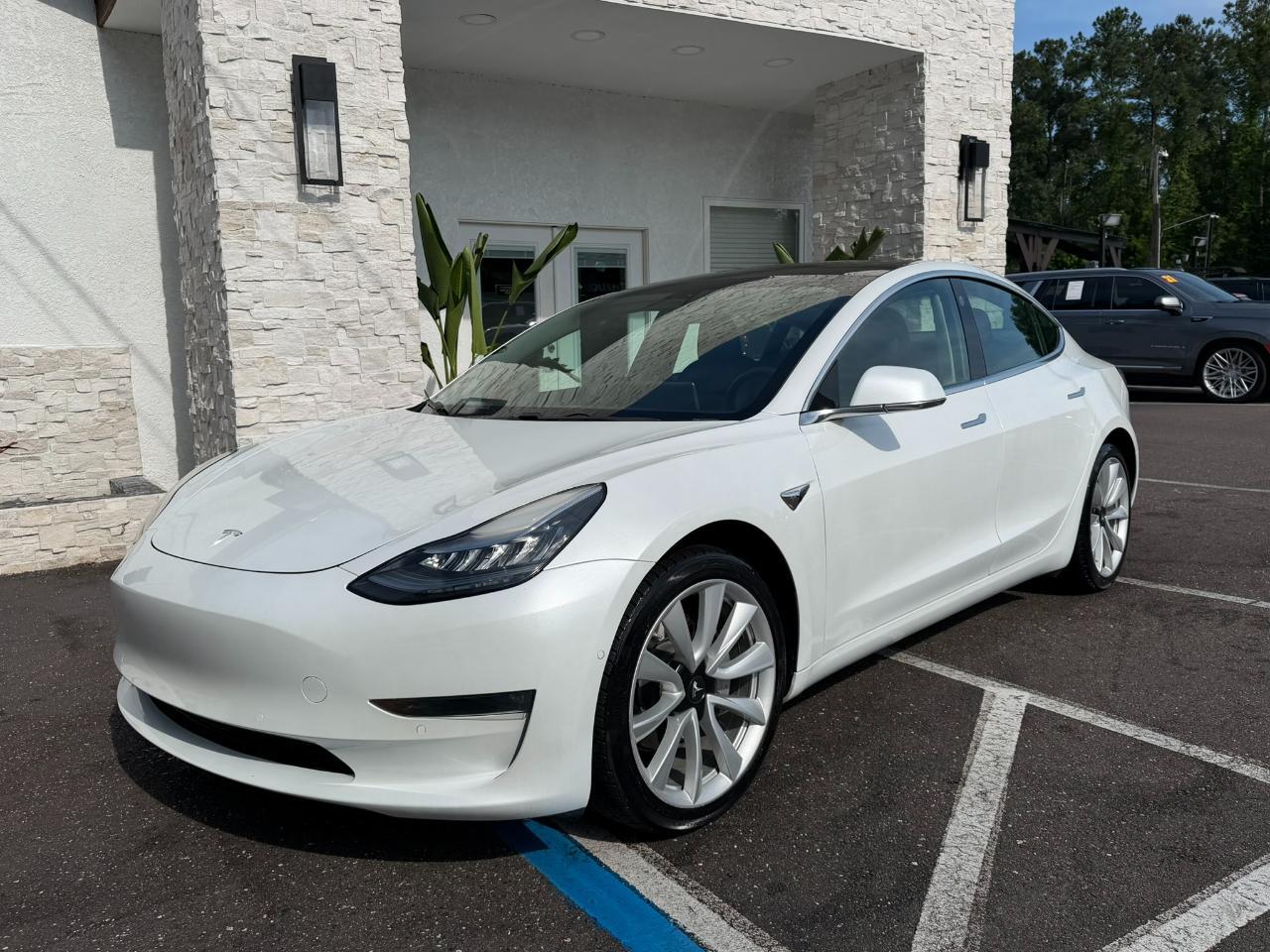 2019 Tesla Model 3 Mid Range RWD *Ltd Avail*