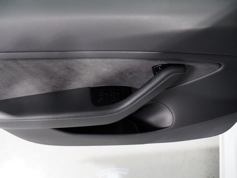 2019 Tesla Model 3 Standard Range Plus *ENHANCED AUTOPILOT, NAVIGATION, SAFETY ALERTS, ADAPTIVE CRUISE, SURROUND VIEW CAMERAS, PANORAMA GLASS ROOF, HEATED SEATS, BLUETOOTH Round Rock TX