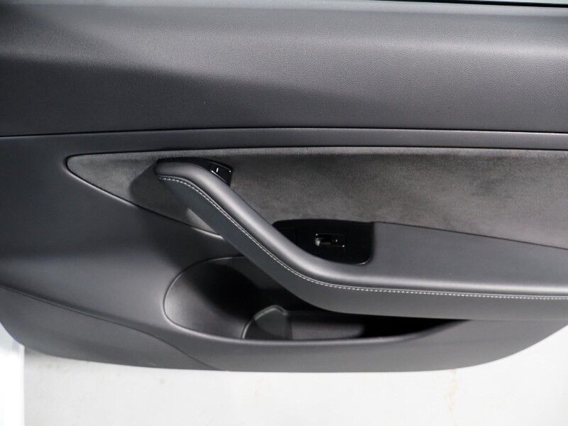 2019 Tesla Model 3 Standard Range Plus *ENHANCED AUTOPILOT, NAVIGATION, SAFETY ALERTS, ADAPTIVE CRUISE, SURROUND VIEW CAMERAS, PANORAMA GLASS ROOF, HEATED SEATS, BLUETOOTH Round Rock TX