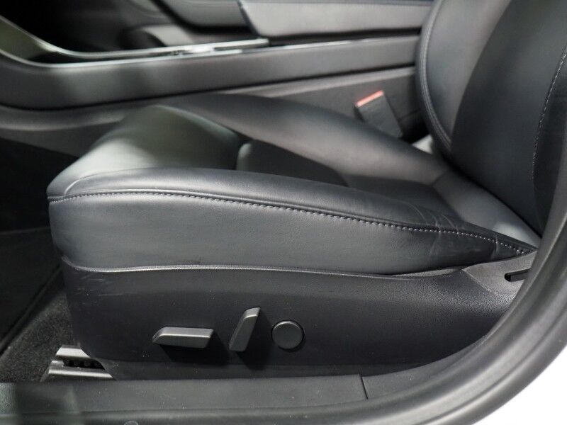 2019 Tesla Model 3 Standard Range Plus *ENHANCED AUTOPILOT, NAVIGATION, SAFETY ALERTS, ADAPTIVE CRUISE, SURROUND VIEW CAMERAS, PANORAMA GLASS ROOF, HEATED SEATS, BLUETOOTH Round Rock TX