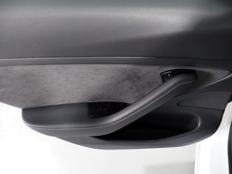 2019 Tesla Model 3 Standard Range Plus *ENHANCED AUTOPILOT, NAVIGATION, SAFETY ALERTS, ADAPTIVE CRUISE, SURROUND VIEW CAMERAS, PANORAMA GLASS ROOF, HEATED SEATS, BLUETOOTH Round Rock TX