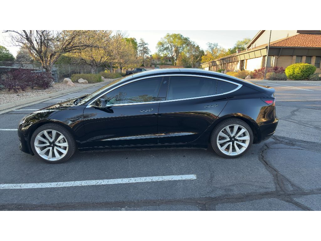 2019 Tesla Model 3 Standard Range Plus