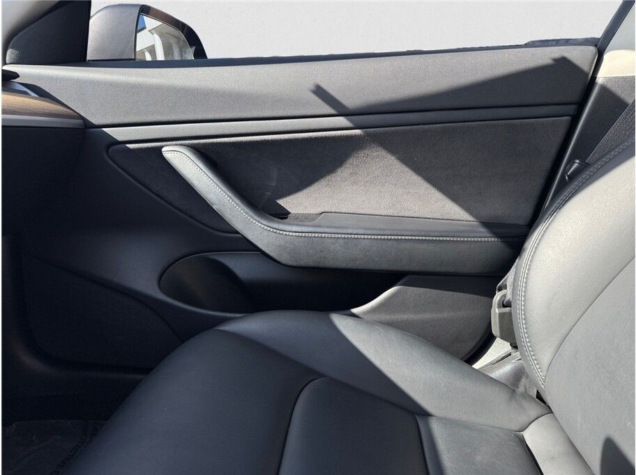 2019 Tesla Model 3 Standard Range Plus Sedan 4D Folsom CA